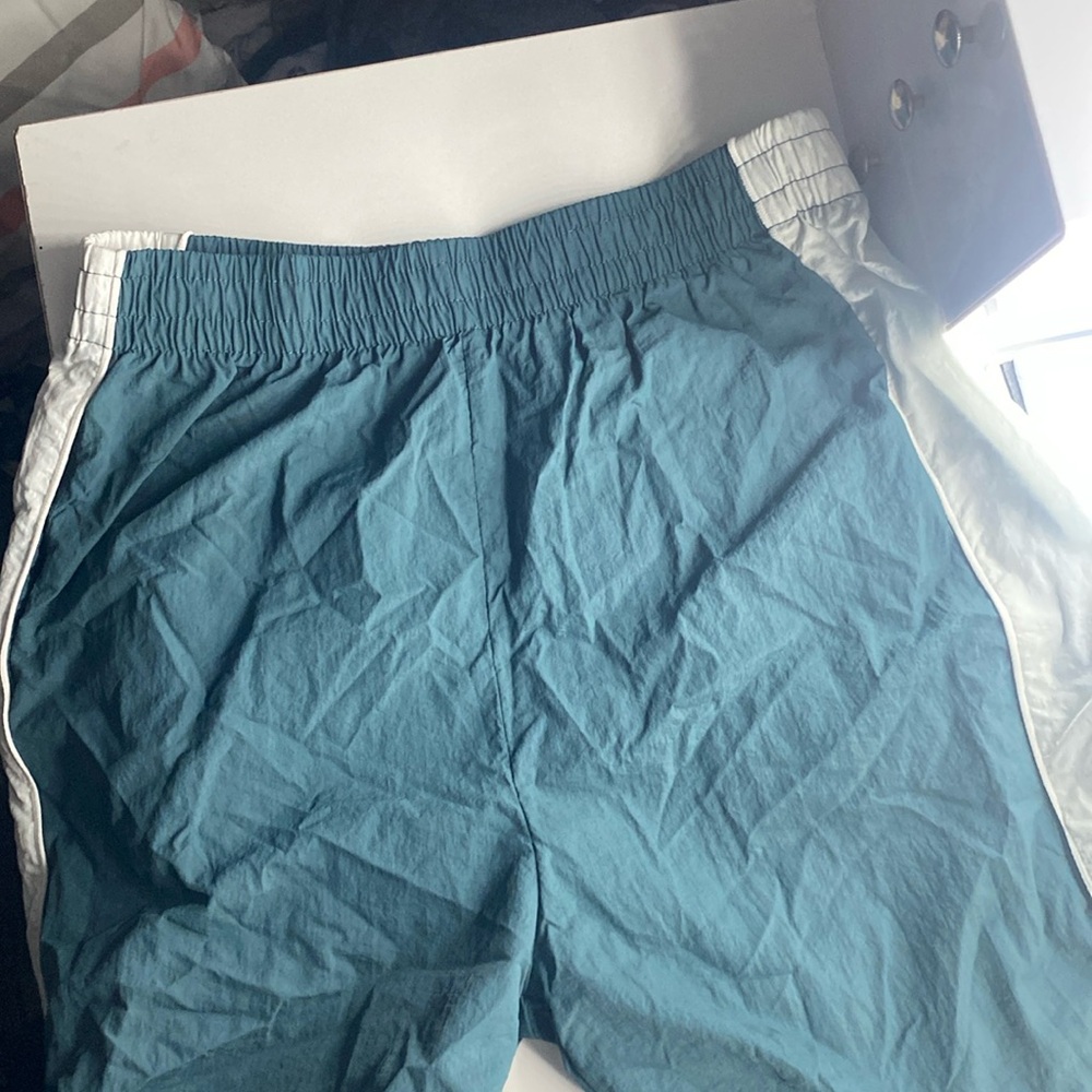 Parachute pants all green with a white stripe, Size large